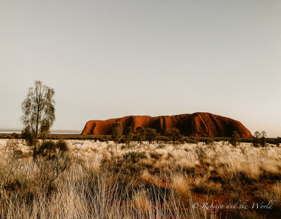 Uluru Travel Guide 2026 | Best Time, Tips & Highlights