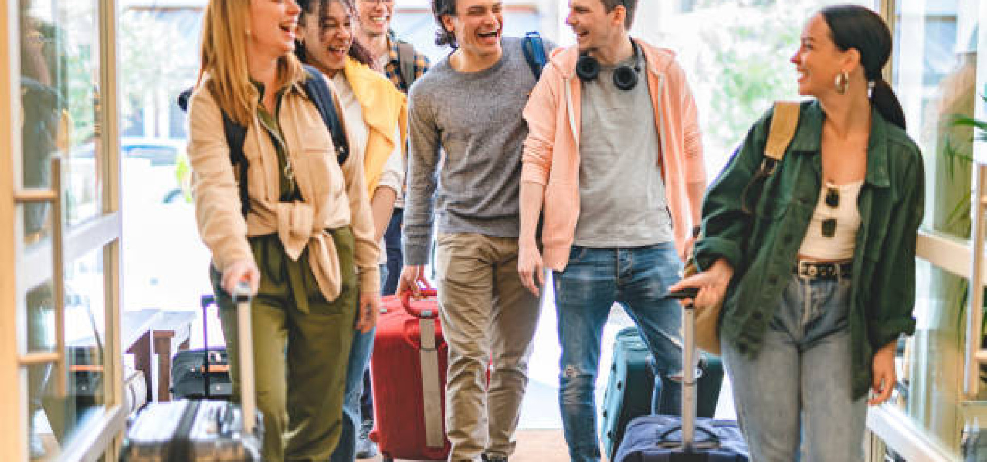 UK School Holidays 2025–2027: England, Wales, Scotland & Northern Ireland Dates