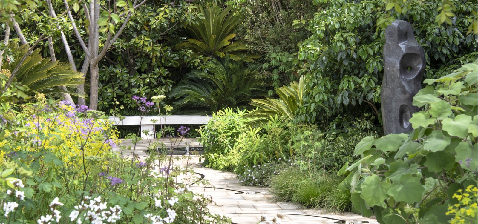 Garden Kneelers With Built-In Sunshades Exist – Why Didn't Anyone Tell Me Sooner?